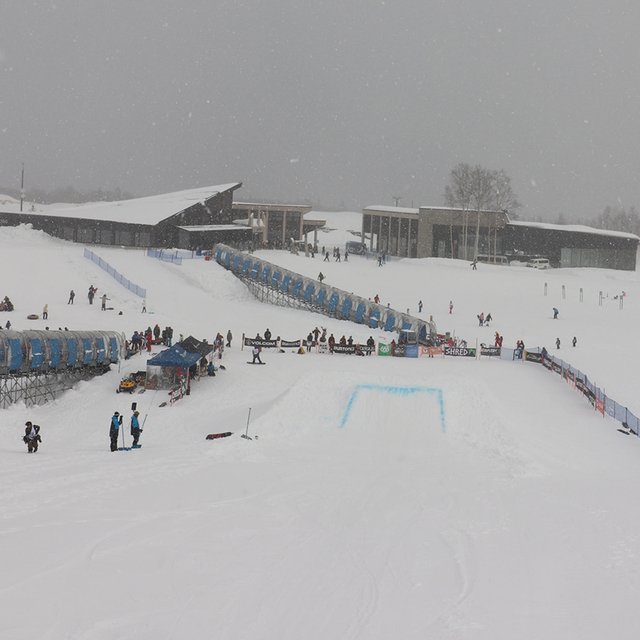 Hanazono niseko new year fun jump medium